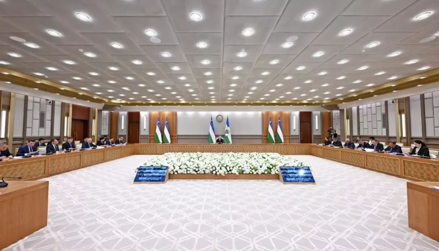 Prezident tibbiyot sohasida katta o‘zgarishlar va’da qildi: shifokorlarning oyligi 1500 dollarga yetadi!